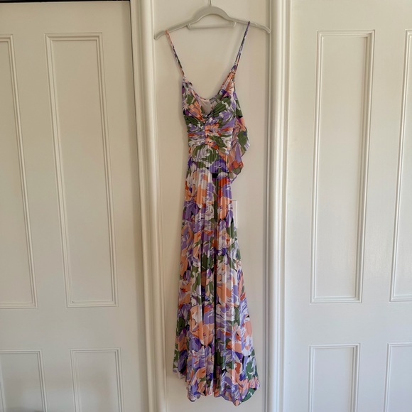 LIKE NEW ASTR the Label Blythe Floral Plisse Midi Dress - Picture 7 of 8